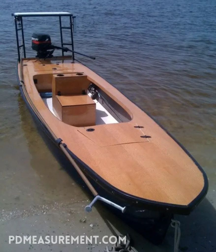 small-boat-measure-15-feet-long