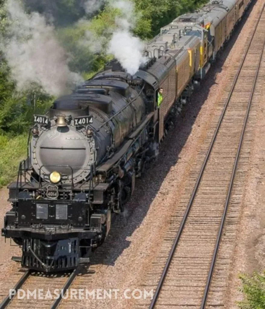 train-engine-plus-10-12-cars-measure-300-feet-long